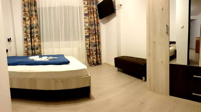 Гостевой дом Pensiunea Liziera Буштени-11